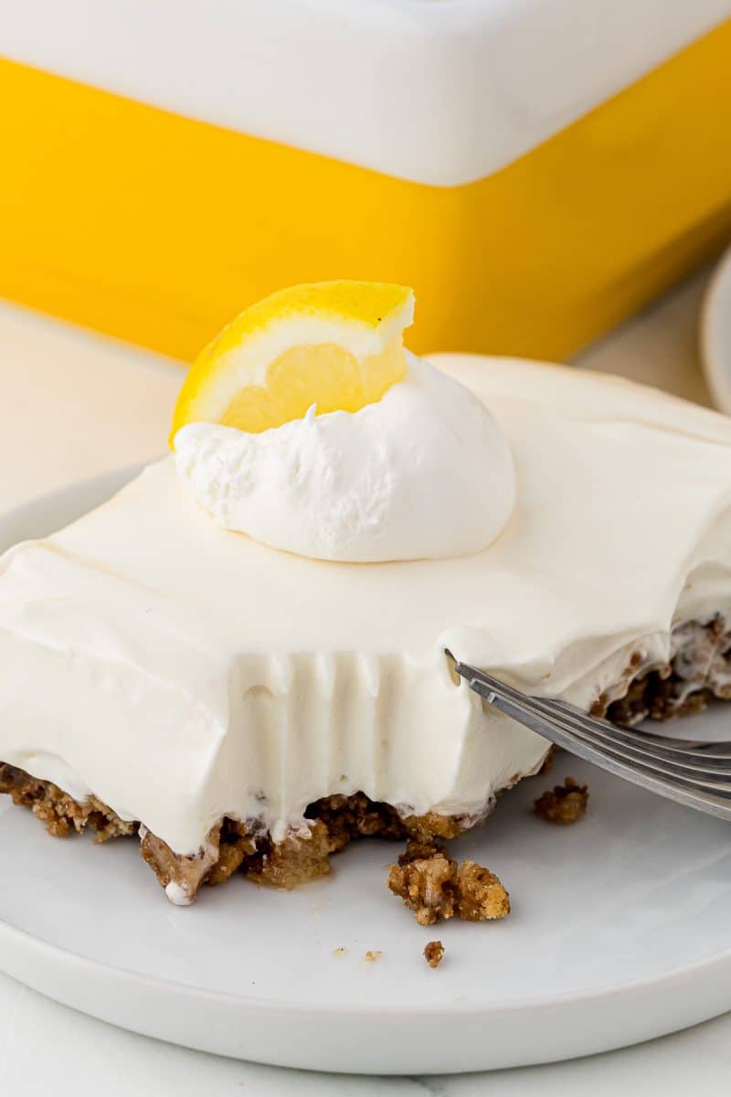 Whip Up Our Super Easy No Bake Lemon Pie Recipe She Shared   Easy No Bake Lemon Pie 800x1200 